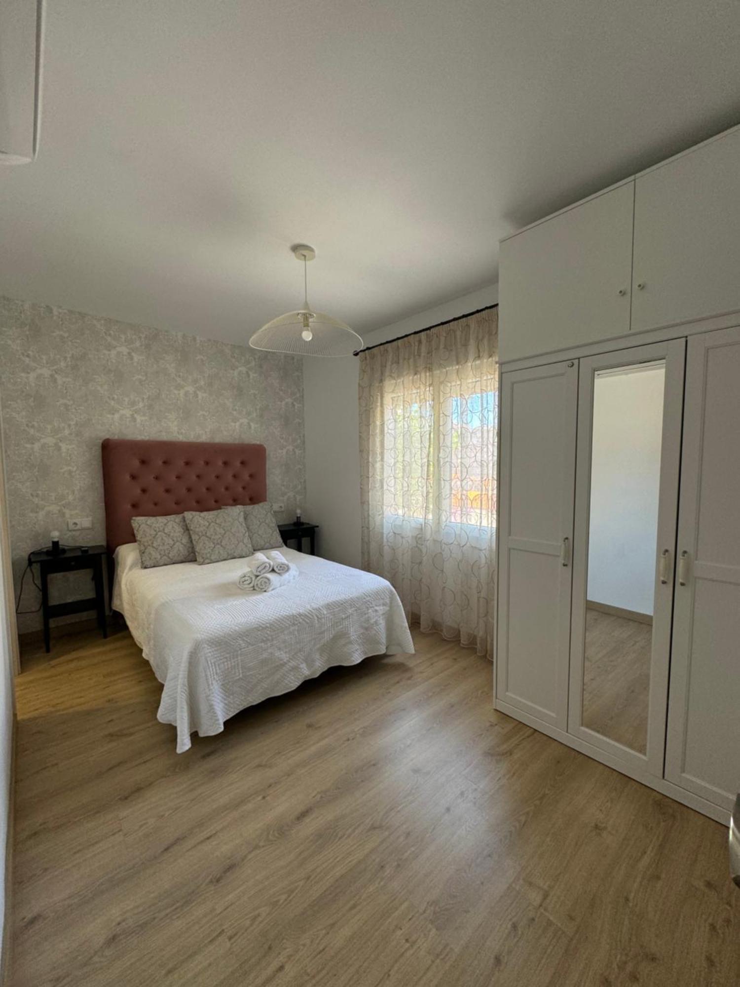Апартаменты Alcala Luxury Piso Completo De 80M Алькала-де-Энарес Экстерьер фото